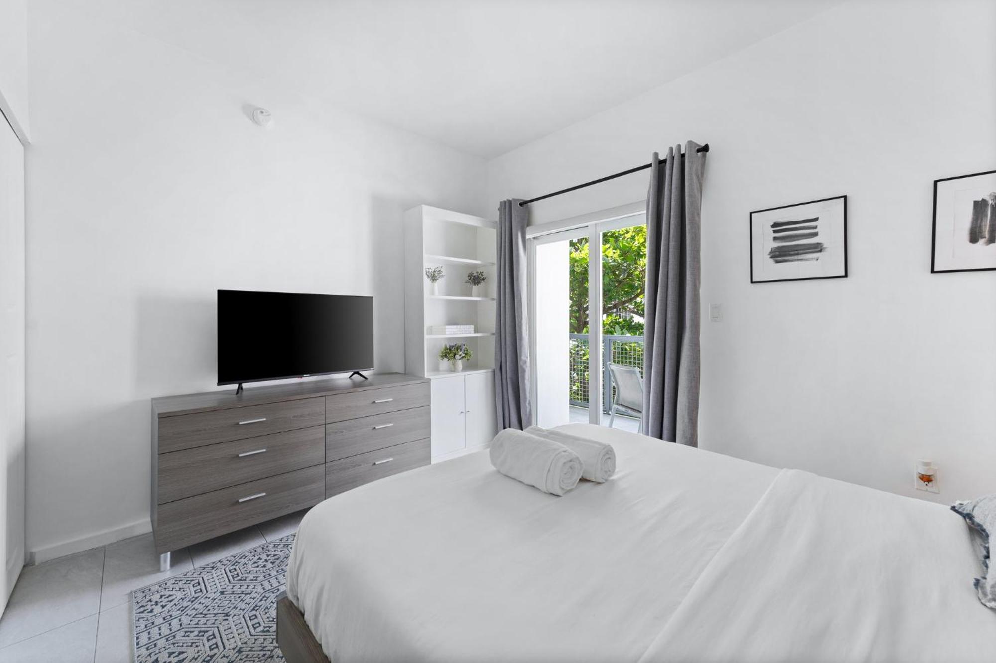 Modern Apartment In Edgewater Μαϊάμι Δωμάτιο φωτογραφία