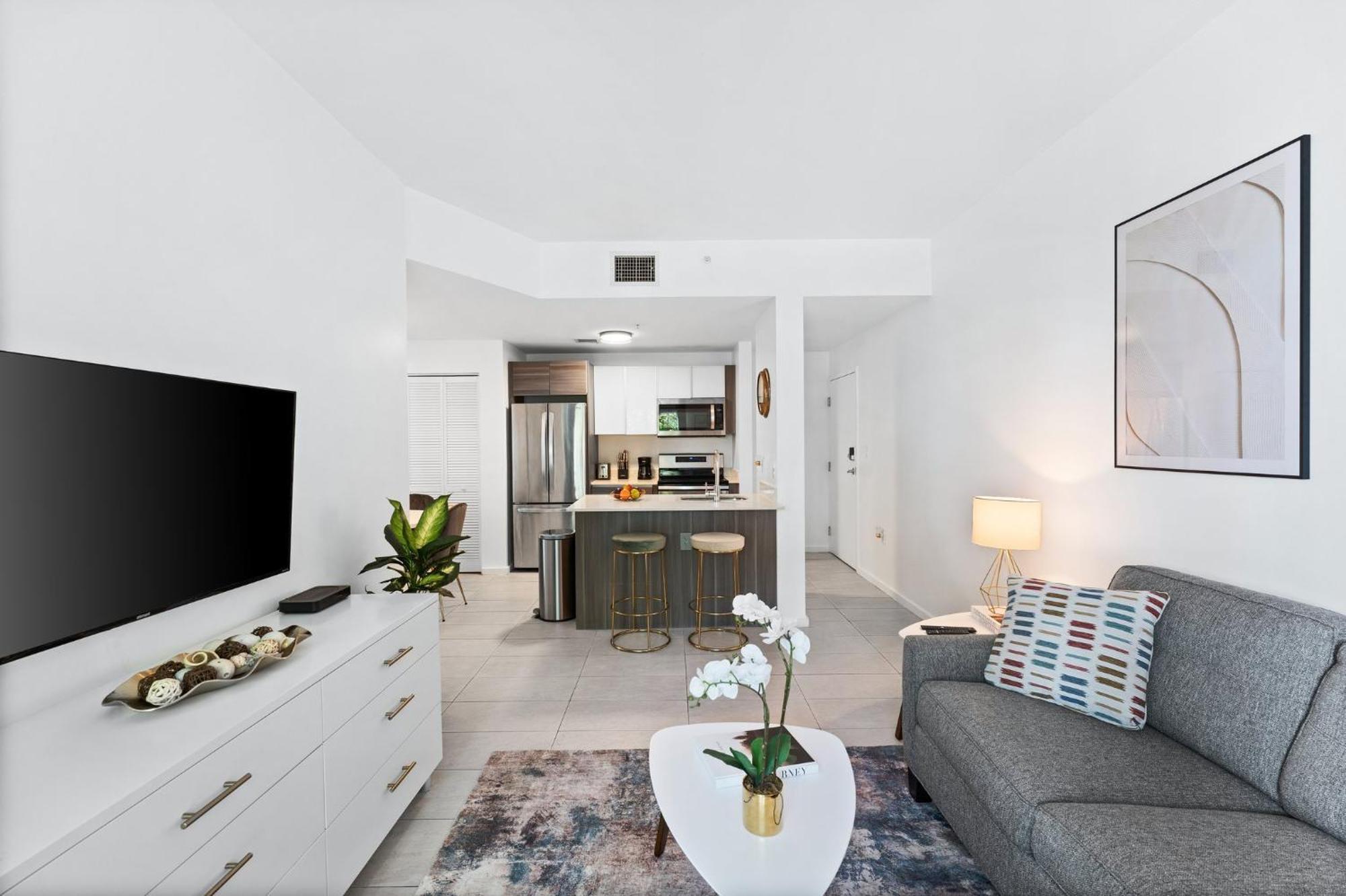 Modern Apartment In Edgewater Μαϊάμι Δωμάτιο φωτογραφία