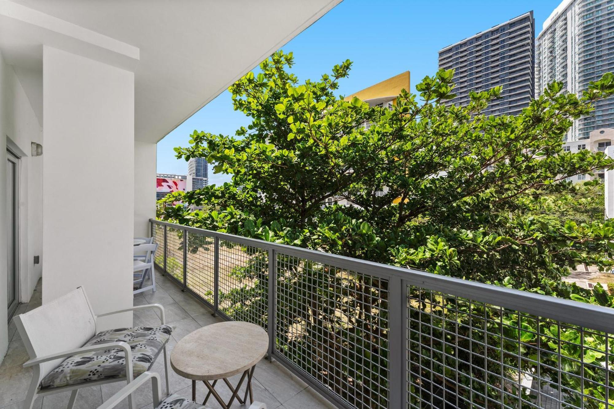 Modern Apartment In Edgewater Μαϊάμι Δωμάτιο φωτογραφία